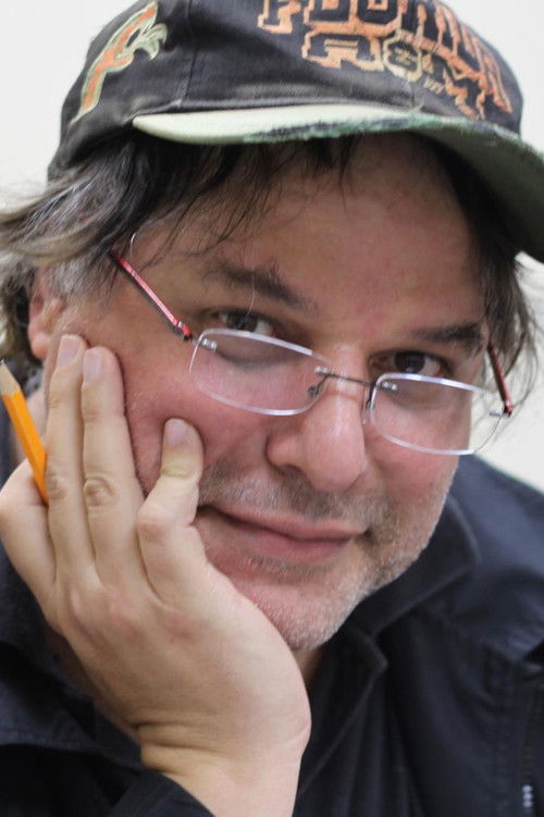 José Marcio Nicolosi as Ding Ling / Tio-avô / Coelho (voice)