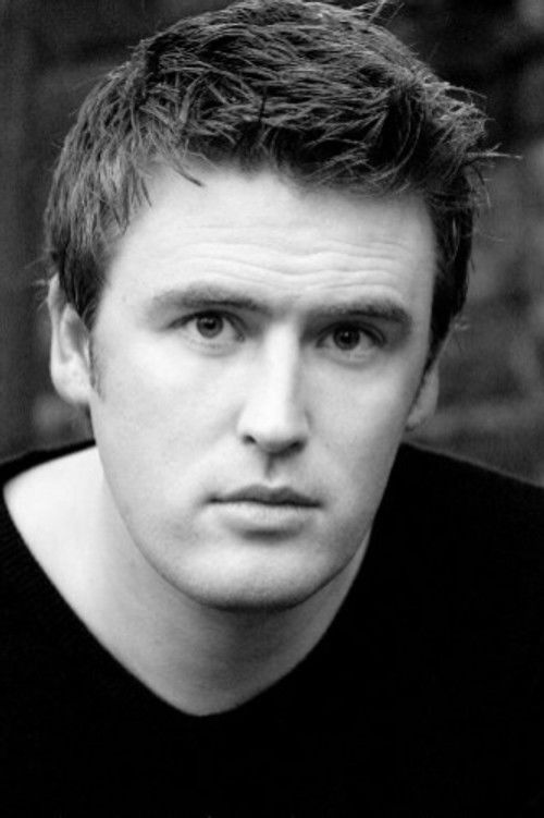 Sean De Vrind as Friend