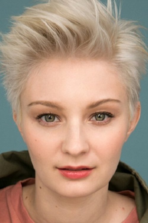 Ekaterina Bear as Senior make-up artist