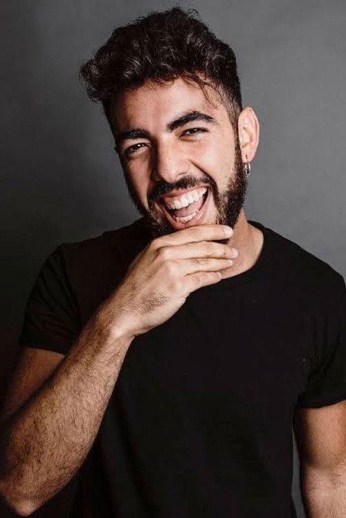 Isaac Dos Santos as Txiringitoko Zerbitzaria