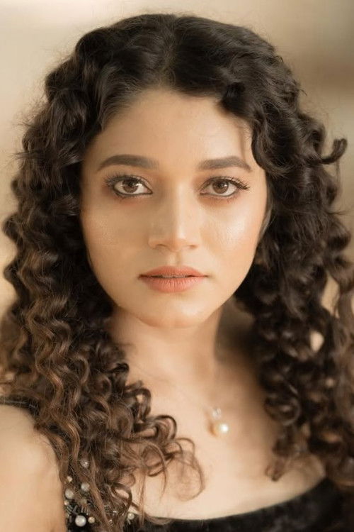 Kavya Bellu as Sakthi