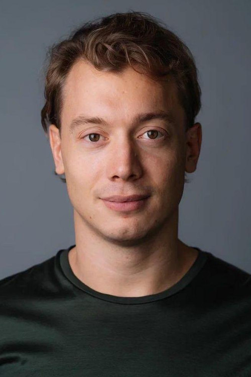 Arseniy Khasanov as Глеб