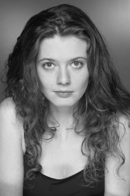 Maud galet-lalande as Elodie / Marina Moon