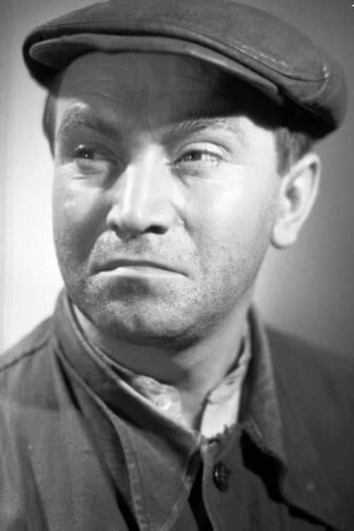 Mieczysław Łoza as windziarz w hotelu "Angleterre"