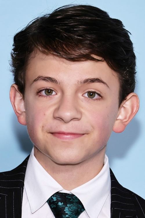 Winslow Fegley as Mel