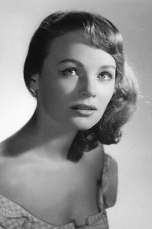 Etchika Choureau as Jacqueline Martin