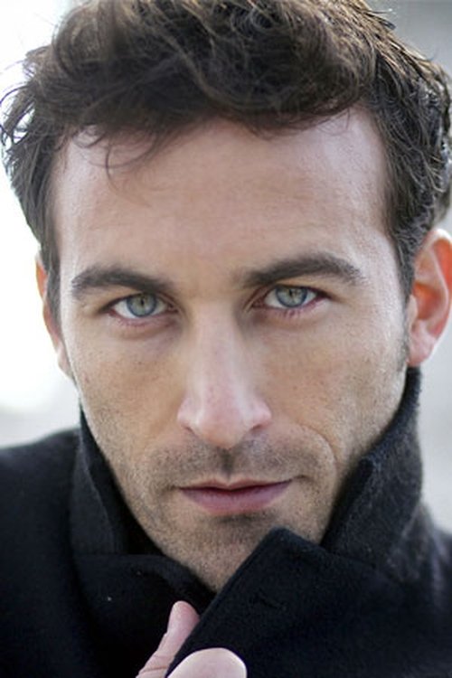 Pio Stellaccio as Latta