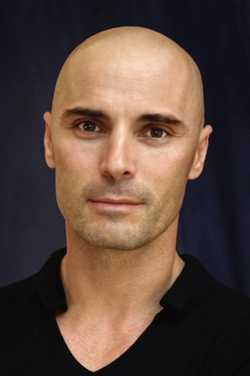 Viktor Kee as Juggler