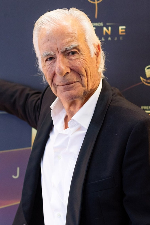 Héctor Cantolla as Drácula