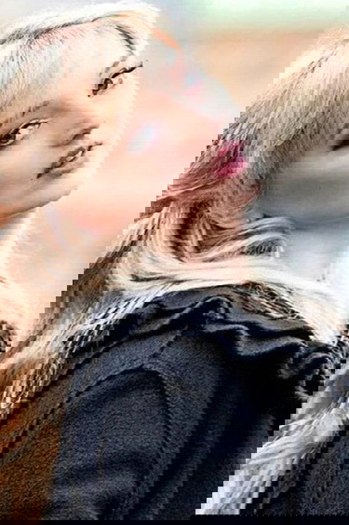 Olga Chursina as Masha