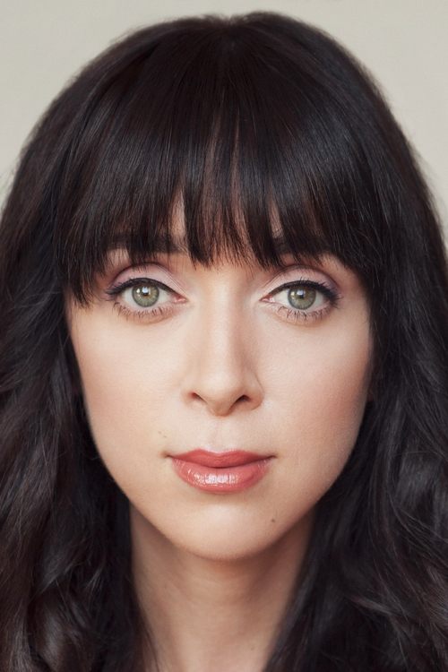 Stephanie Lavigne as Emma