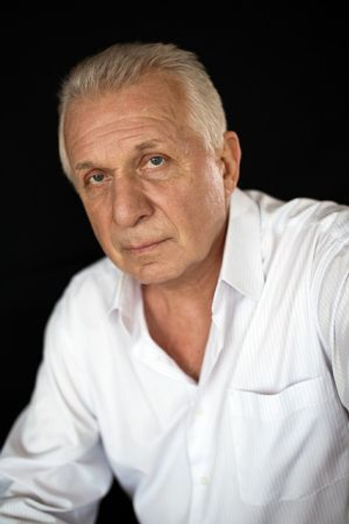 Yevhen Papernyi as (voice)