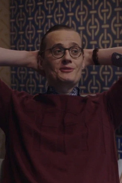 Mikael Sladden as Jakob Horn