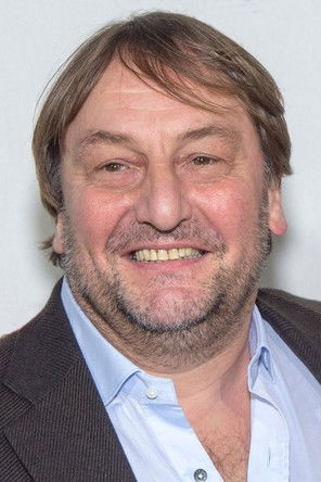 Patrick d'Assumçao as Philippe