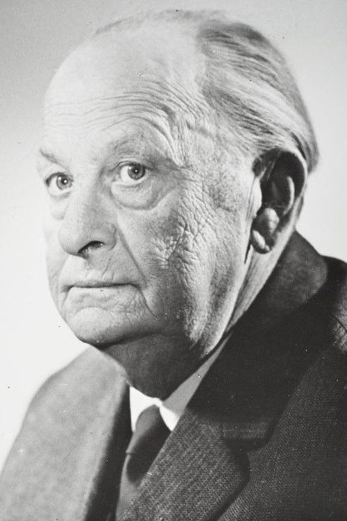 Aleksander Mälton as 