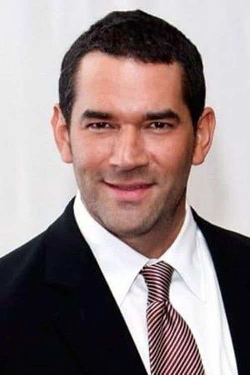 Eduardo Santamarina as El protagonista