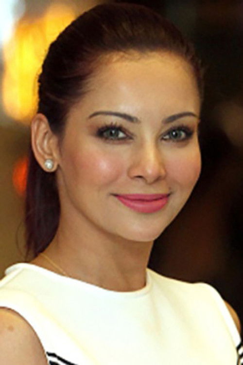 Raja Ilya as Suzanna