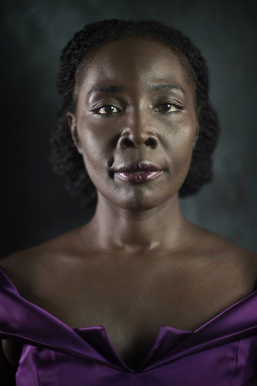 Urmie Plein as Teacher group 8