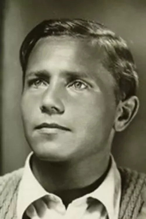 Carl Ballhaus as Kadettenunteroffizier von Zerbitz