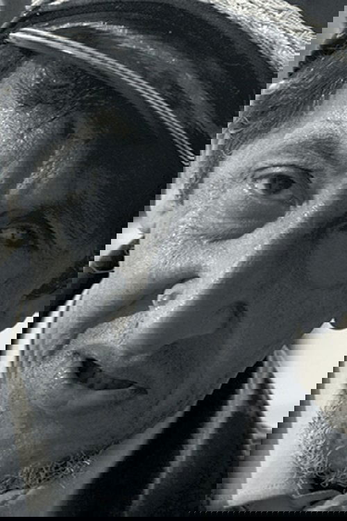 Hassan Ben Badida as 