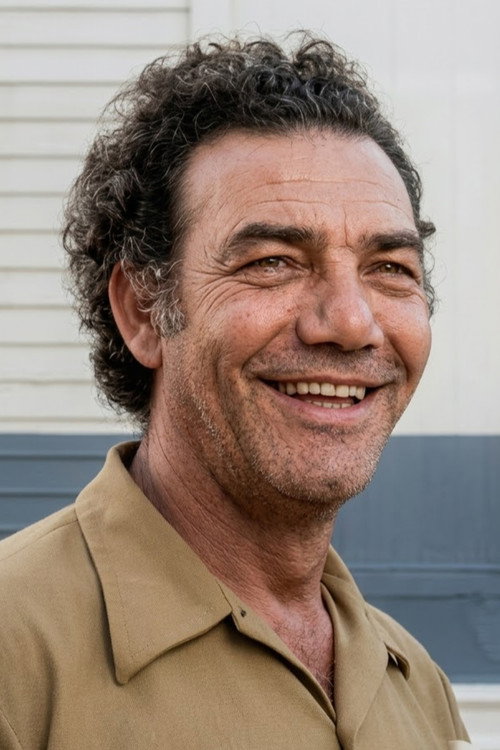 Eduardo Abbas as Delacroix