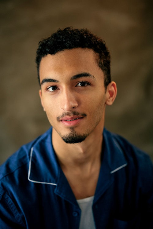 Logan Weisberg as Josh