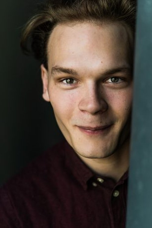 Antoni Sałaj as Tomasz Zan