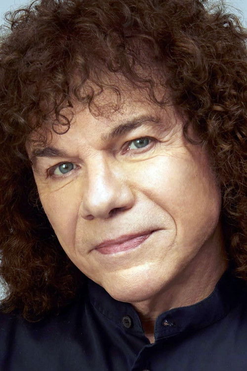 Riccardo Cocciante as Self