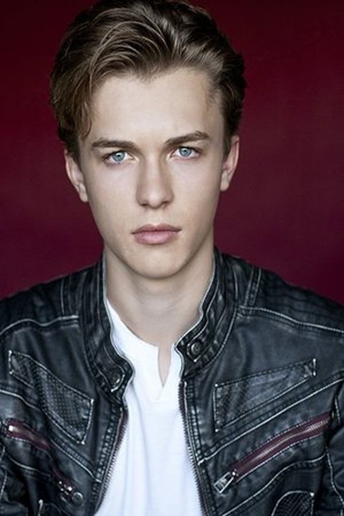 Jacob Hopkins as Zack