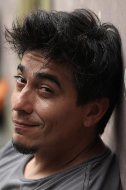 Hernán Jabes as El cuervo