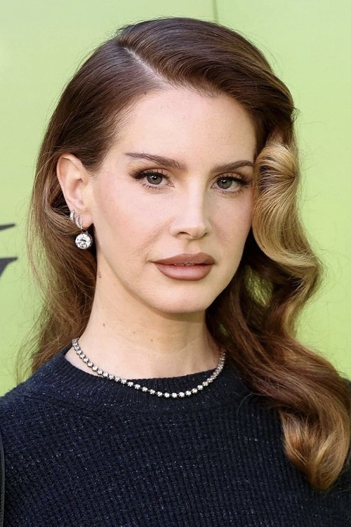 Lana Del Rey as Lisa