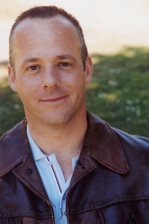 Kenneth Moskow as Stewart Thomas