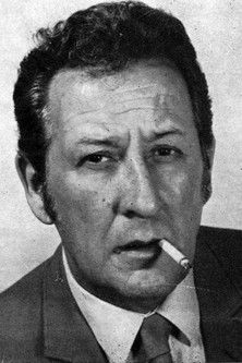 Antun Nalis as Papalopolous