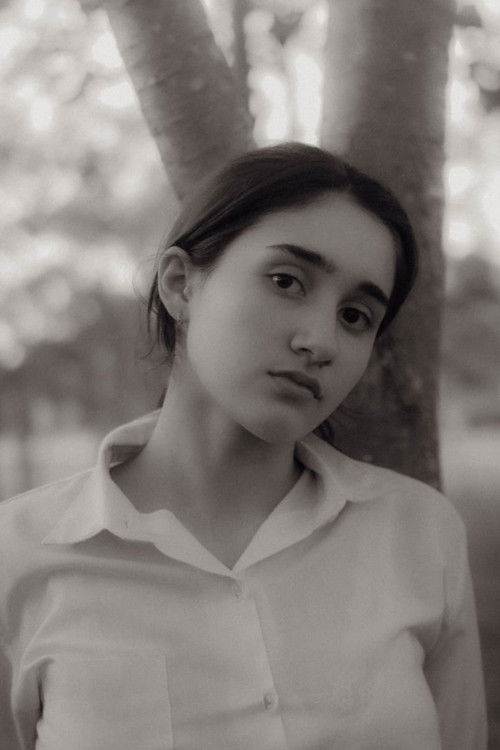 Gabriela Parra as Violeta