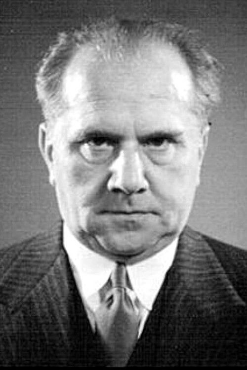 Karl Etlinger as Sailor / Inspector at the Quay (uncredited)