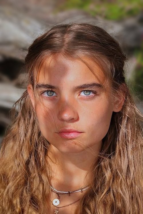 Saimi Kahri as Linda