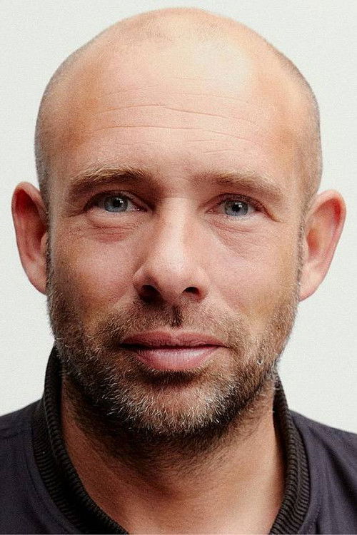 Simon Zagermann as 