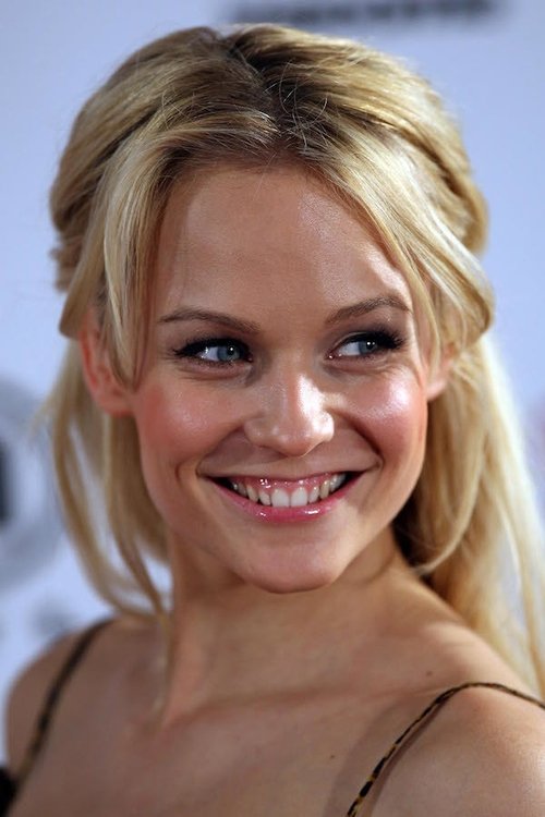 Mirjam Weichselbraun as Sidney