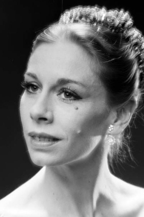 Ghislaine Thesmar as Self