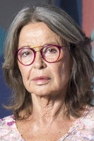 Solveig Hoogesteijn as 