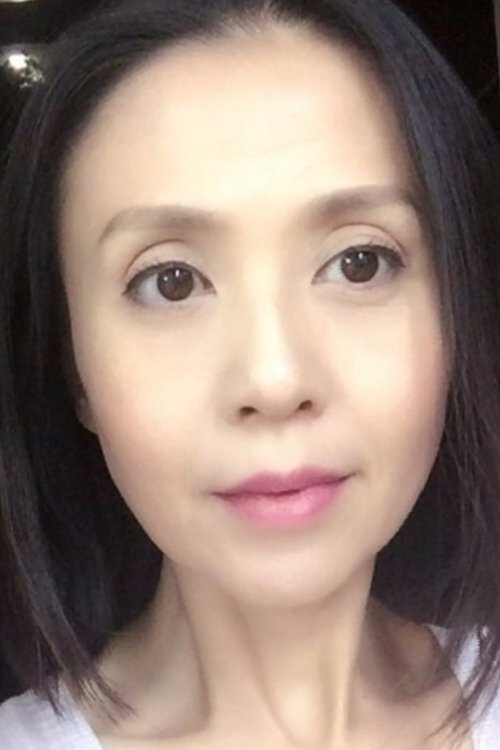 Shôko Nakahara as Asako Murato