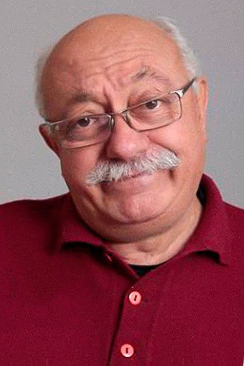 Atilla Pekdemir as Nejat Amca