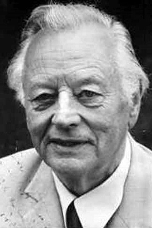 Erik von Loewis as von Killenschiff