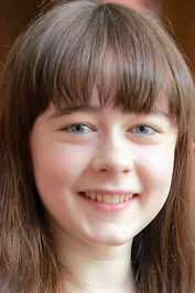 Bebiane Ivalo Kreutzmann as Olivia