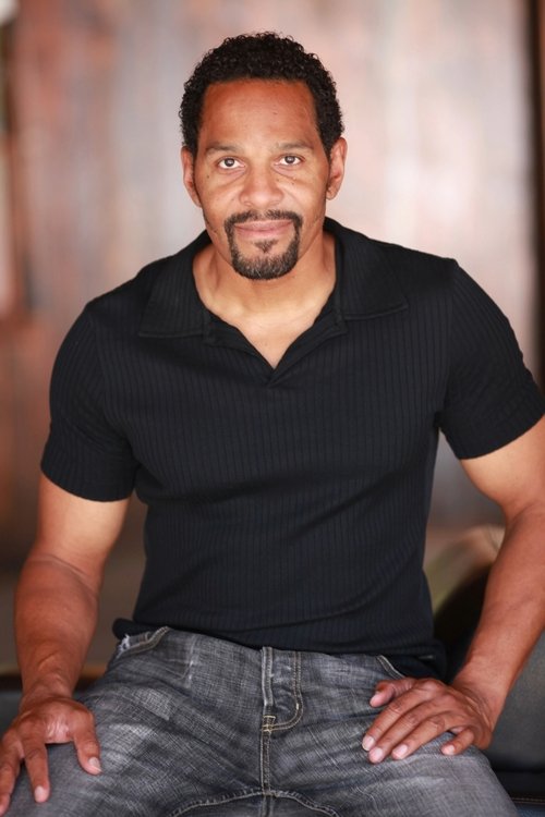 Quinn Early as Sparks