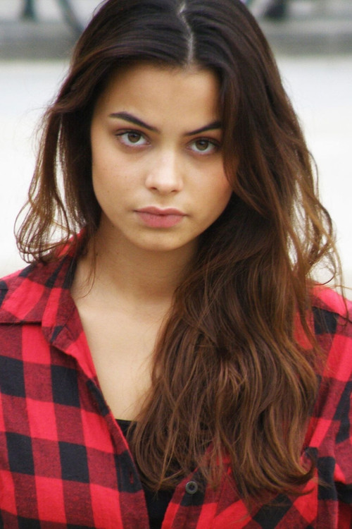 Romane Rauss as Zelda