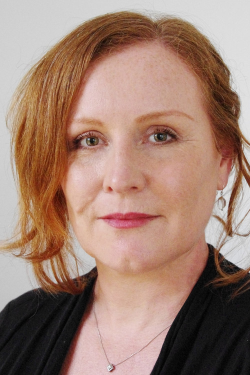 Eliza Logan as Daisy