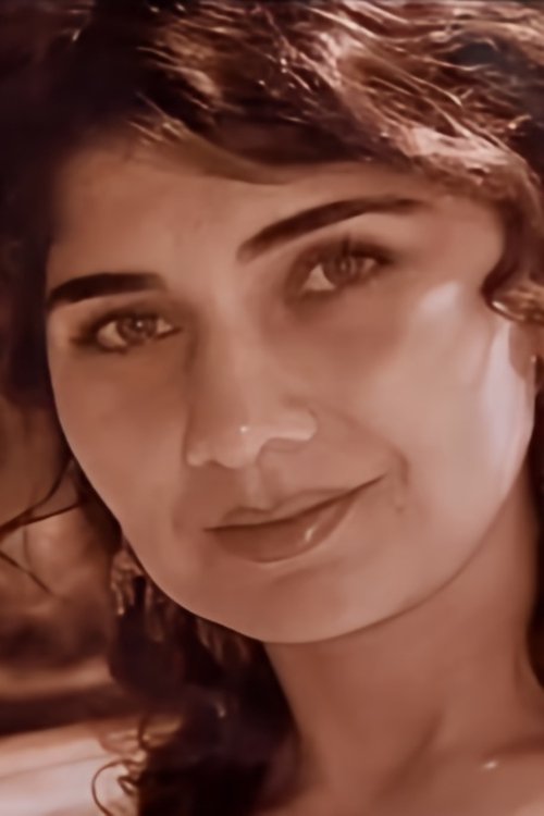 Sanobar Sodiqova as Ona