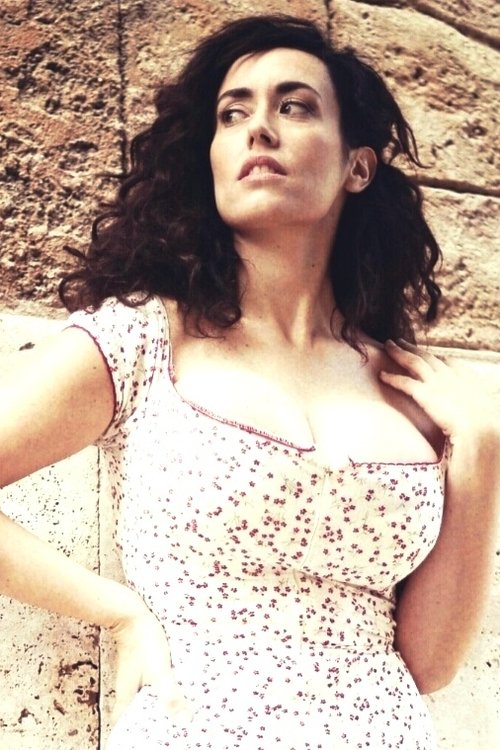 Marylin Gallo as Giovane attraente