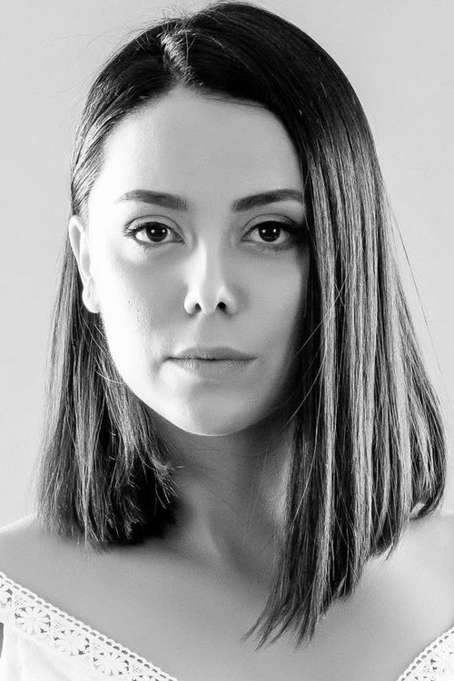 Farida Shahbazova as Fəridə